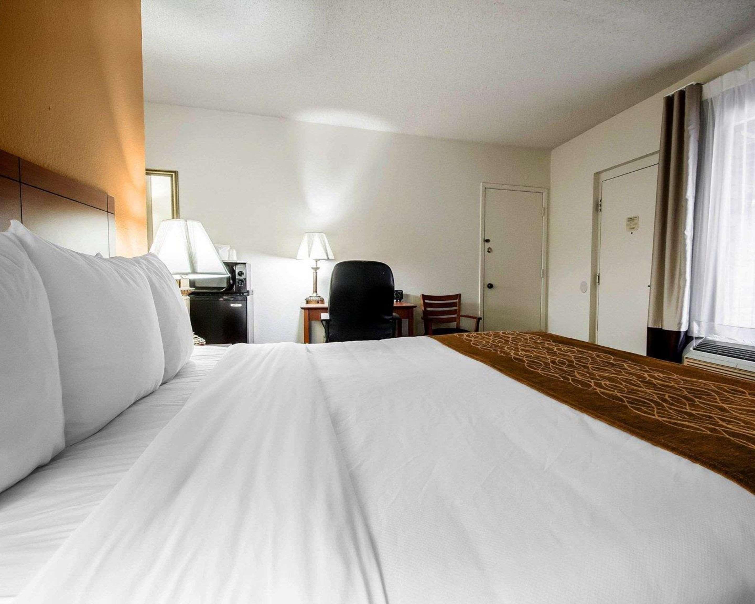 Comfort Suites At Sabino Canyon Tucson Exterior foto