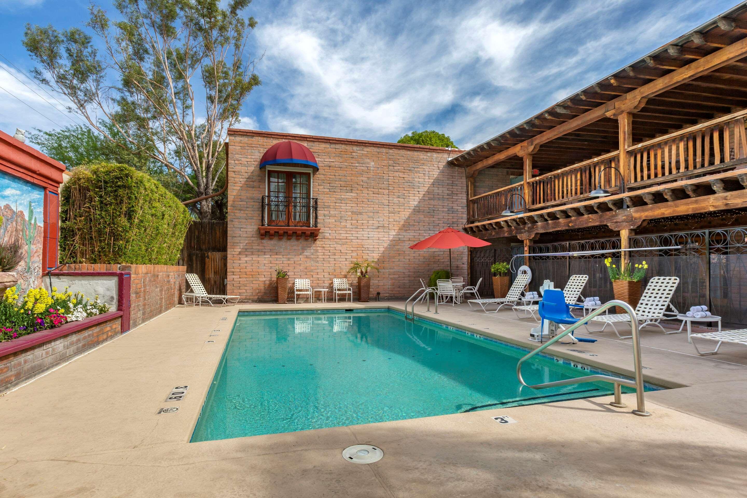 Comfort Suites At Sabino Canyon Tucson Exterior foto